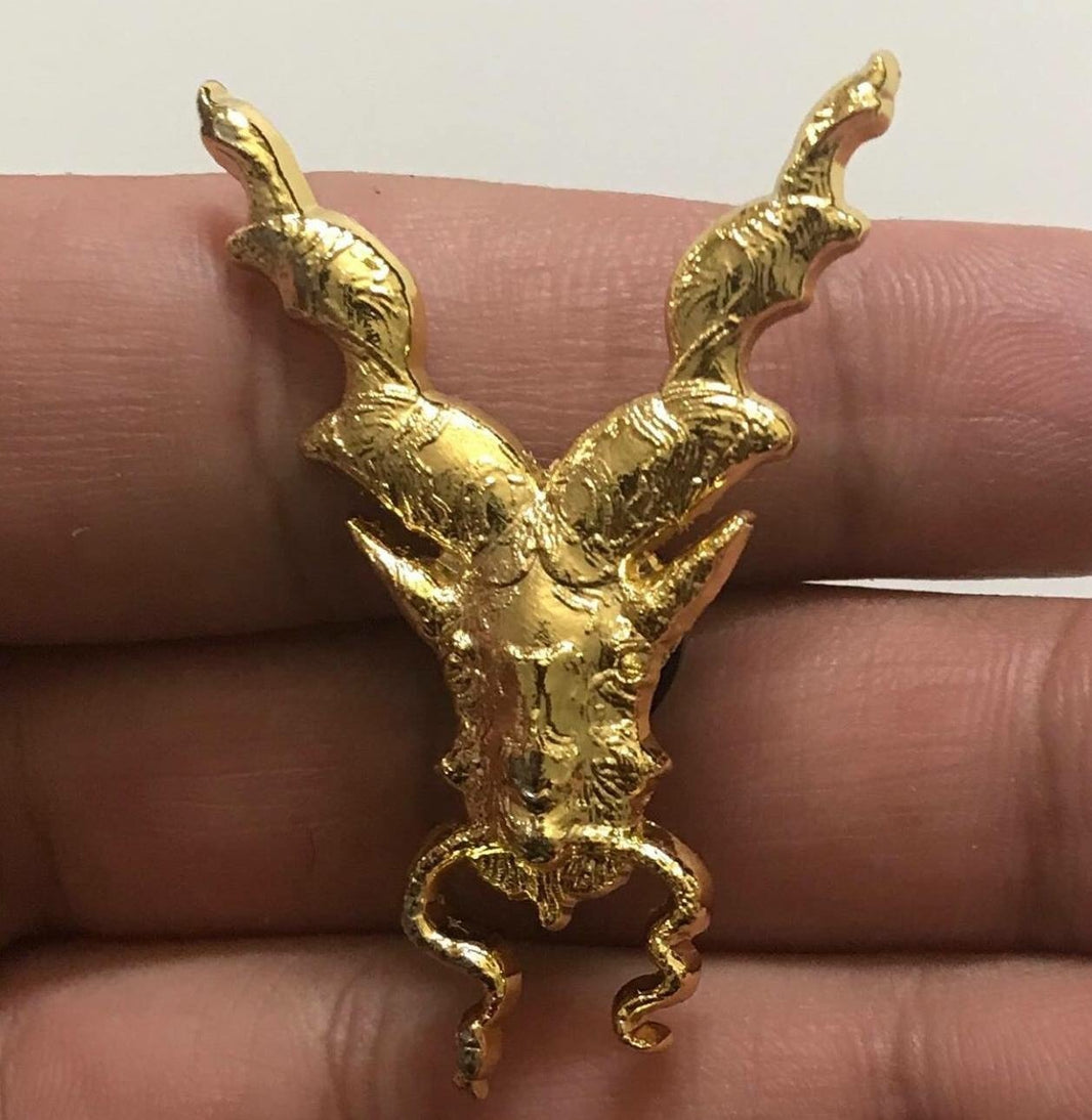 Markhor Gold 3D Lapel Pin